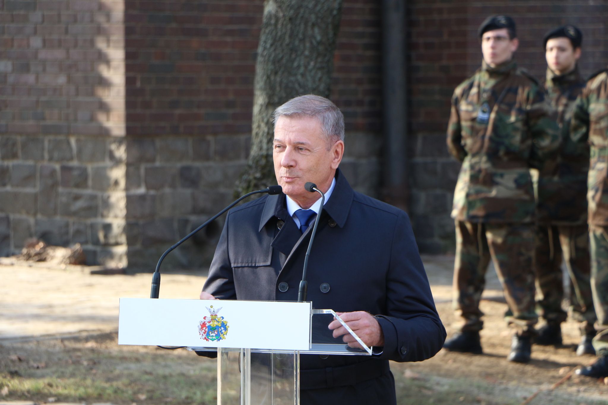 Honvédtemető átadásán beszédet mond Benkő Tibor Magyarország honvédelmi minisztere